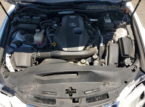 JTHBA1D2XJ5076352 2018 LEXUS IS White Widok wnętrza z tyłu
