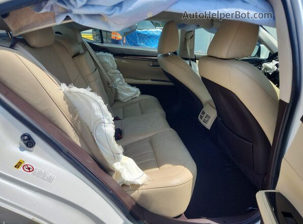 JTHBK1GG8H2252136 2017 LEXUS ES White Vista de los asientos traseros