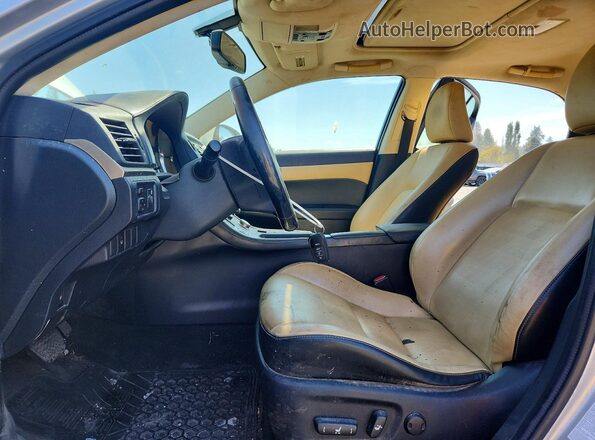 JTHKD5BH7G2265900 2016 LEXUS CT Silver Вид салону спереду