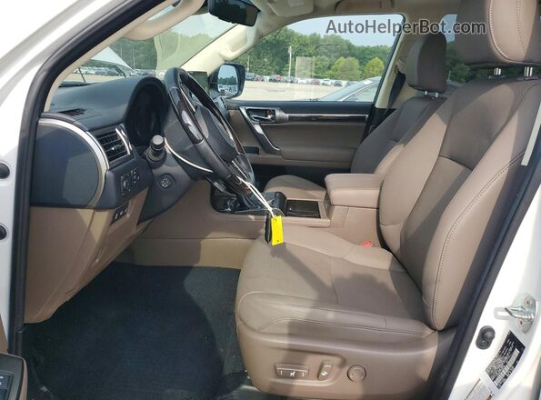 JTJAM7BX7P5365538 2023 LEXUS GX White Вид салону спереду