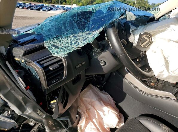 JTJBARBZ3K2215642 2019 LEXUS NX Silver Widok zestawu wskaźników