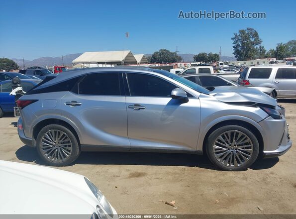 JTJCJMGA1R2014830 2024 LEXUS RX 450H+ Silver Vista interior trasera