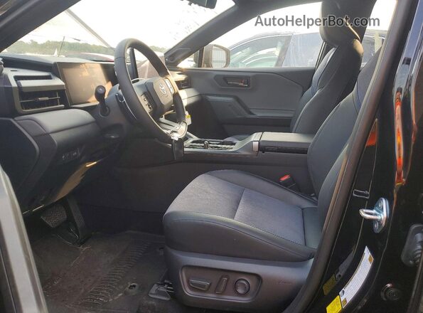 JTM7ERAV5TJ009807 2026 TOYOTA RAV4 Black Вид салону спереду