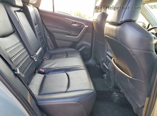 JTMA1RFV1KD512936 2019 TOYOTA RAV4 Gray Rear interior view