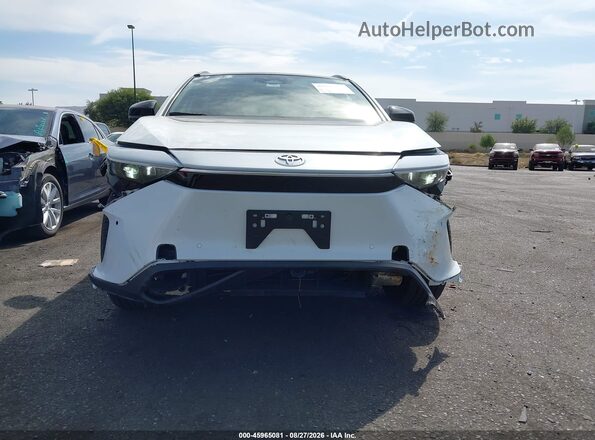 JTMAAAAA7PA016117 2023 TOYOTA BZ4X Белый Вид щитка приборов