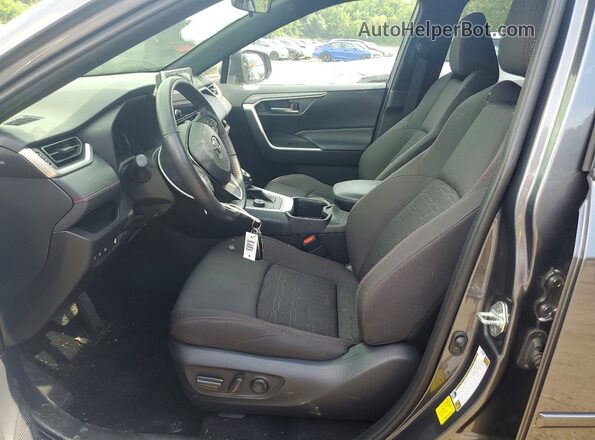 JTMAB3FV2RD183698 2024 TOYOTA RAV4 Gray Front interior view