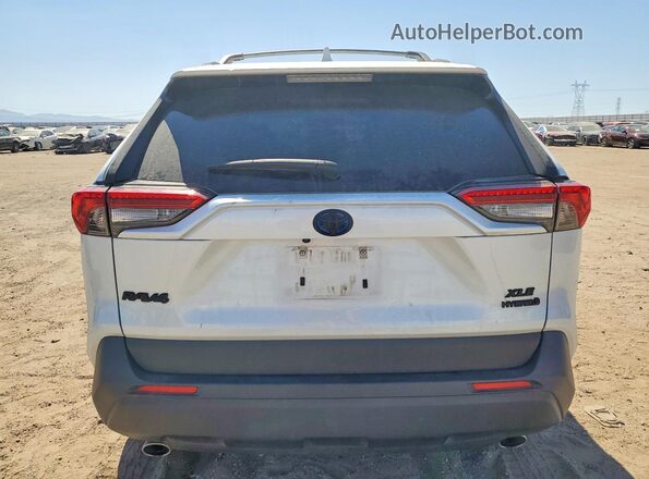 JTMB6RFV2RD569016 2024 TOYOTA RAV4 White უკანა ხედი