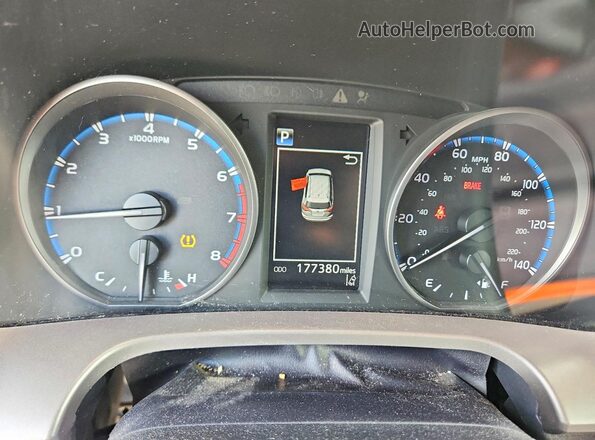 JTMBFREV4JJ746494 2018 TOYOTA RAV4 Gray Սարքավորումների վահանակի տեսք