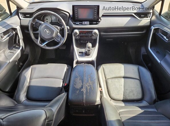 JTMC1RFVXKJ002417 2019 TOYOTA RAV4 Серый Вид панели приборов