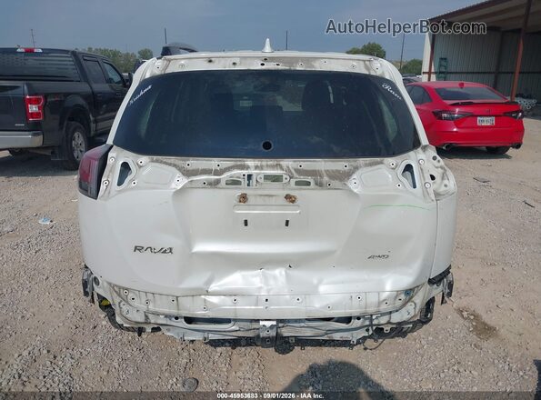 JTMDFREV0JJ185705 2018 TOYOTA RAV4 White 
