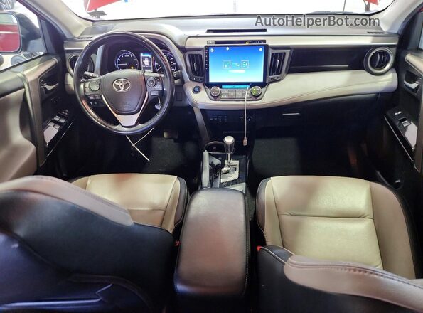 JTMDFREV8JD238522 2018 TOYOTA RAV4 Бордовый Вид панели приборов