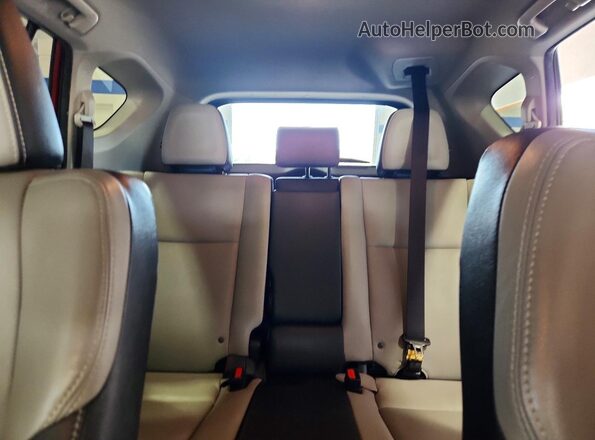 JTMDFREV8JD238522 2018 TOYOTA RAV4 Бордовый Вид задних сидений