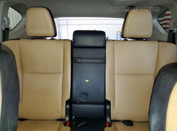 JTMDJREV8JD215840 2018 TOYOTA RAV4 Black Vista de los asientos traseros