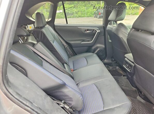 JTME6RFV0SD573200 2025 TOYOTA RAV4 Silver Вид задньої частини салону