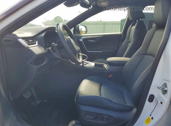 JTME6RFV6SD570852 2025 TOYOTA RAV4 White Вид салону спереду