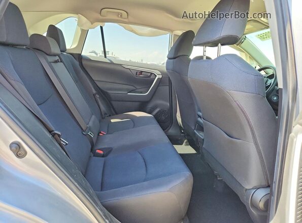 JTMF1RFVXMD070098 2021 TOYOTA RAV4 Silver Вид задньої частини салону