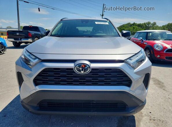 JTMLWRFV5SD340565 2025 TOYOTA RAV4 Silver Դիմացի տեսք