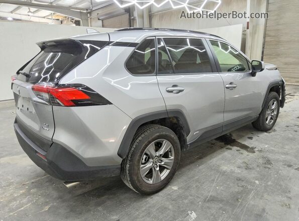 JTMMWRFV4SD318996 2025 TOYOTA RAV4 Silver Trasero derecho