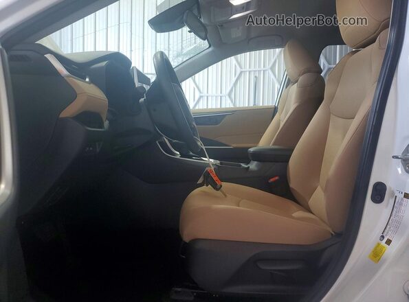 JTMMWRFV4SD329223 2025 TOYOTA RAV4 White Front interior view
