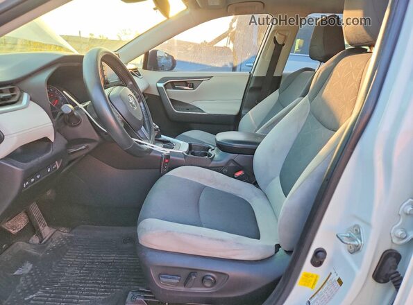 JTMP1RFVXKD522231 2019 TOYOTA RAV4 White წინა სალონის ხედი
