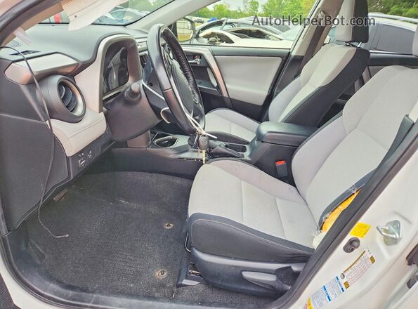 JTMRFREV7GD197105 2016 TOYOTA RAV4 Белый Вид салона спереди