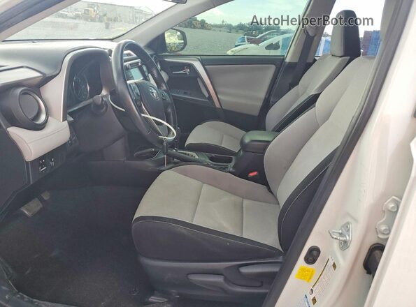 JTMRFREV7GJ090234 2016 TOYOTA RAV4 White Սալոնի դիմացի տեսք