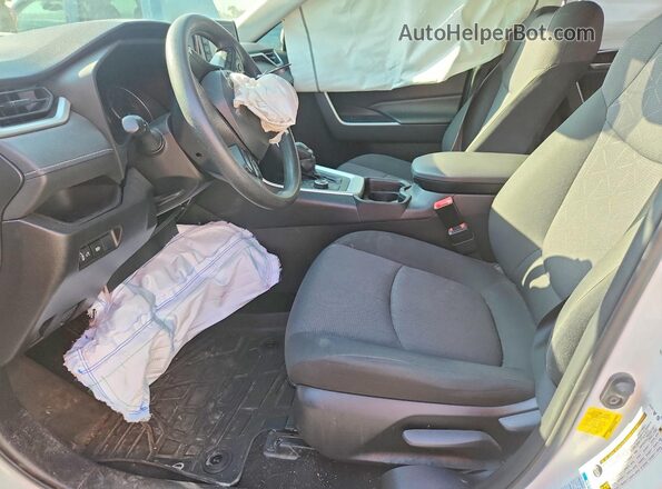 JTMRWRFV0KD018667 2019 TOYOTA RAV4 Белый Вид салона спереди