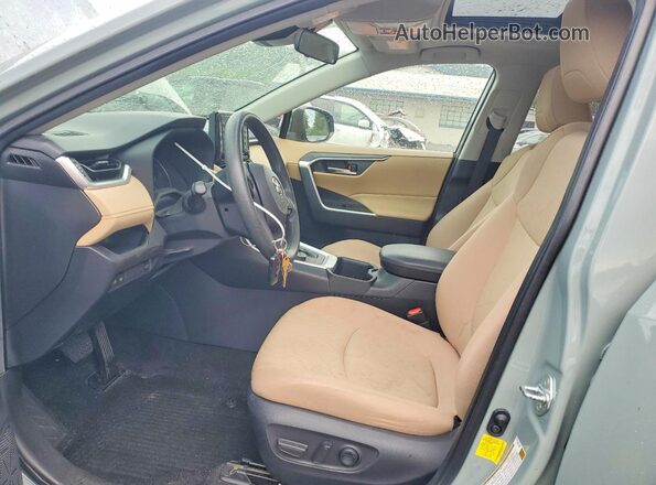 JTMRWRFV7NJ055673 2022 TOYOTA RAV4 Gray Front interior view