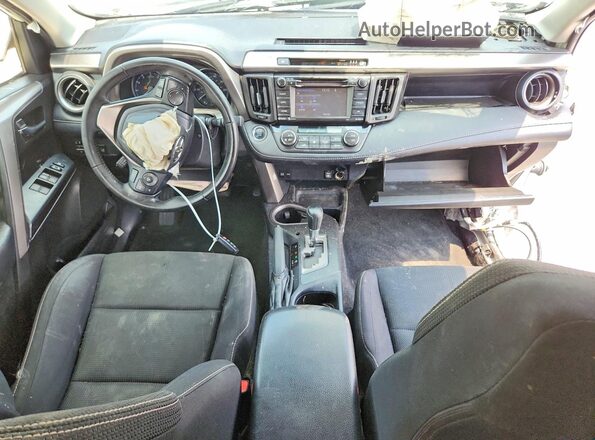 JTMWFREV6JJ150286 2018 TOYOTA RAV4 White Vista del salpicadero