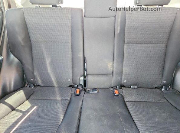 JTMWFREV6JJ150286 2018 TOYOTA RAV4 White Vista de los asientos traseros
