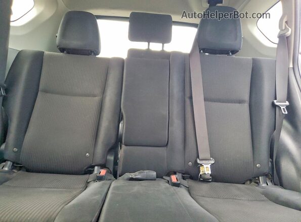 JTMZFREV2JJ210187 2018 TOYOTA RAV4 Silver Հետևի նստատեղերի տեսք