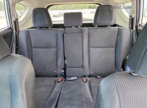 JTMZFREV5HD100498 2017 TOYOTA RAV4 White Widok tylnych siedzeń