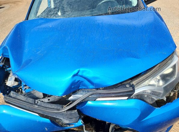 JTMZFREV5HJ124947 2017 TOYOTA RAV4 Blue Vista del compartimento del motor