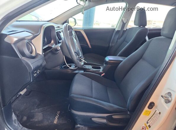 JTMZFREV7JJ732572 2018 TOYOTA RAV4 Белый Вид салона спереди