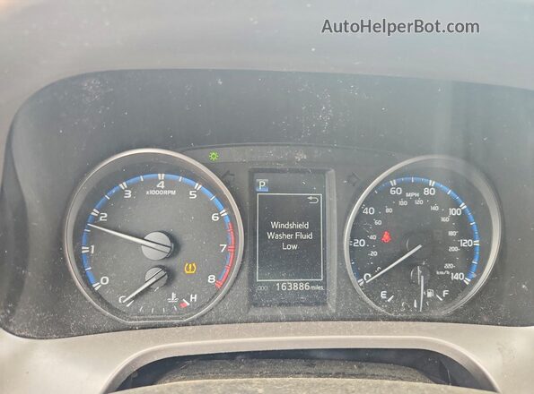 JTMZFREVXHJ710687 2017 TOYOTA RAV4 White Вид щитка приладів