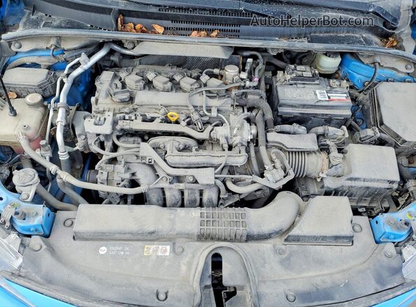 JTNK4RBE0K3017713 2019 TOYOTA COROLLA Blue Вид задньої частини салону