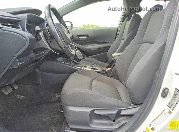 JTNK4RBE0K3025360 2019 TOYOTA COROLLA Белый Вид салона спереди