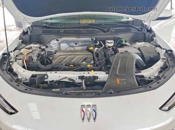 KL47LCE28RB076417 2024 BUICK OTHER White Widok wnętrza z tyłu