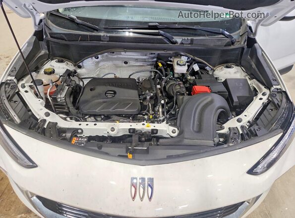 KL4AMBSL6SB130085 2025 BUICK ENCORE White Вид задньої частини салону