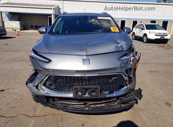 KL4AMESL1SB073019 2025 BUICK ENCORE Silver Widok z przodu