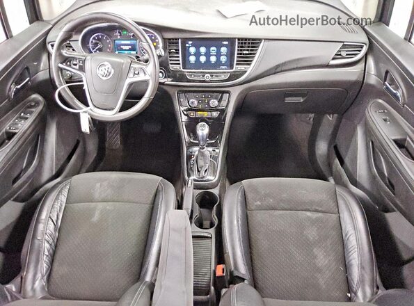 KL4CJASB0HB061180 2017 BUICK ENCORE Серебряный Вид панели приборов
