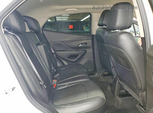 KL4CJASB1KB700142 2019 BUICK ENCORE Белый Вид задней части салона
