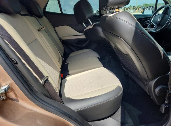 KL4CJASB4JB679902 2018 BUICK ENCORE Tan Rear interior view