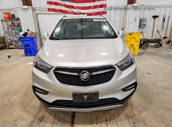 KL4CJBSB9HB013540 2017 BUICK ENCORE Серебряный Вид спереди