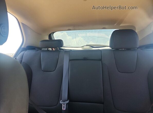 KL4MMDSL1NB136583 2022 BUICK ENCORE Red Rear seats view