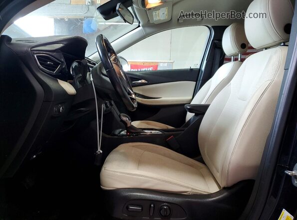 KL4MMESL5MB043750 2021 BUICK ENCORE Blue Вид салону спереду