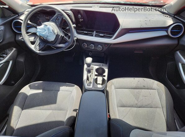 KL77LFE20RC033804 2024 CHEVROLET TRAX Оранжевый Вид панели приборов