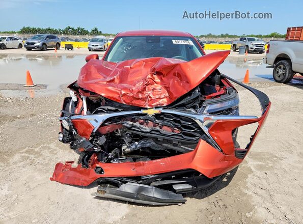 KL77LFE20RC033804 2024 CHEVROLET TRAX Оранжевый Вид спереди