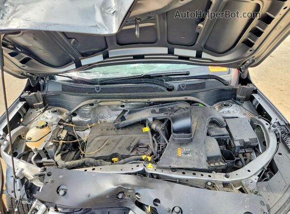 KL77LFE28RC159246 2024 CHEVROLET TRAX Silver Engine compartment view