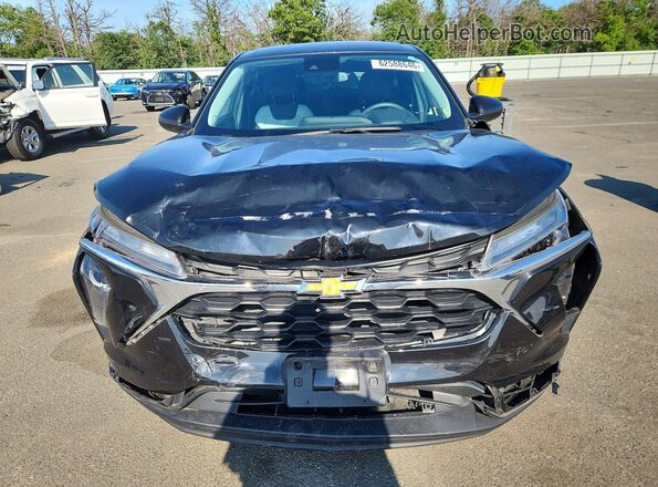 KL77LFE29RC100495 2024 CHEVROLET TRAX Черный Вид спереди
